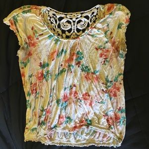 Floral Shirt with Open Back